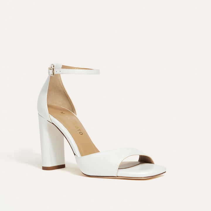 TATIANA PEARLISED WHITE SANDAL BUTTERFLY BOWS