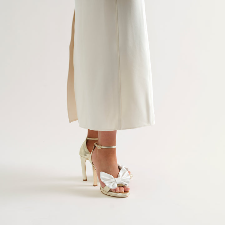 VICTORIA GOLD PLATFORM SANDAL WHITE BUTTERFLY BOW